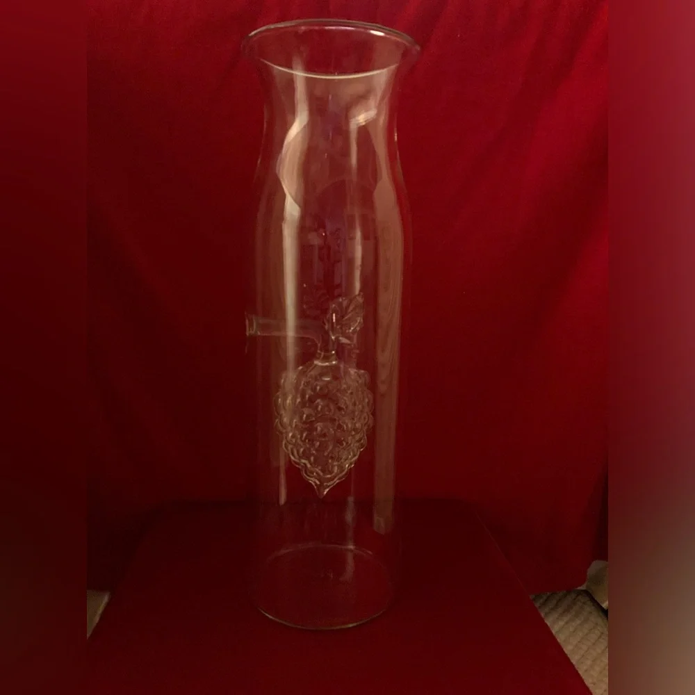VINTAGE CLEAR GLASS DECANTER